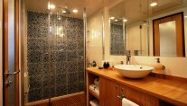 GETAWAY -  Master Bath